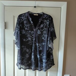 Floral Black and White Women's Tunic